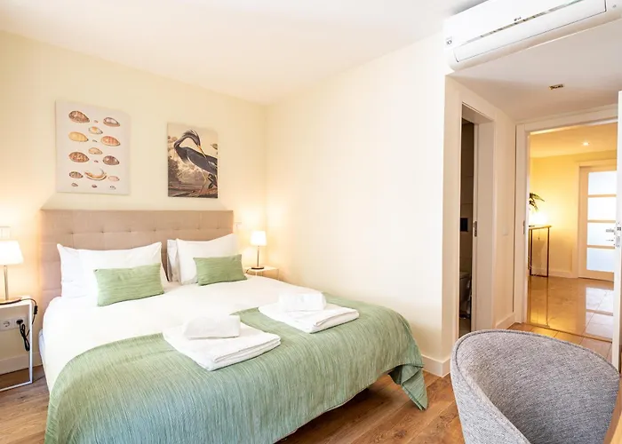 Homeysuite Bedroom 3 Seahouse *